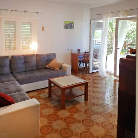 Apartment Sime Savar